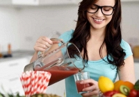 Bác sĩ chia sẻ một loại nước trái cây 3 thành phần có thể giúp làn da 'sáng từ gốc' trong suốt mùa đông