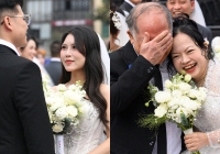 Hiếm có nhất Việt Nam: Con dâu và mẹ chồng mặc váy cưới cùng 1 ngày, hạnh phúc này 'quá vuýp'