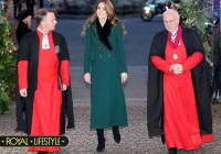 Kate Middleton rạng rỡ chủ trì đại lễ Giáng sinh, visual 'bùng nổ' tại thánh đường thiêng liêng chỉ sau vài ngày gây bão với vương miện quyền lực