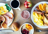 Ngày càng nhiều người tử vong tiểu đường, bác sĩ cảnh báo: 4 việc này hại chẳng kém ăn đồ ngọt, khiến đường huyết tăng vọt 'không phanh'