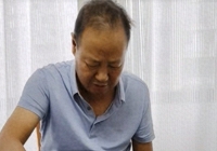 Giáo viên suy thận giai đoạn cuối: 10 năm lọc màng bụng 4 lần/ngày, đi giày ngoại cỡ để lên lớp