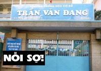 Đọc vụ học sinh dậy từ 5h sáng, một chi tiết khiến tôi thực sự sợ: Có 1 đứa trẻ bị thầy bắt phải rình mò bạn bè!