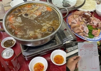 Khách bức xúc vì nồi lẩu gà kém chất lượng có giá 1,2 triệu đồng: Nhà hàng giải thích lý do thiếu đồ