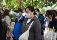 Cuộc gọi cuối cùng của cụ bà mắc kẹt trong phòng tắm tầng 27 hé lộ tình cảnh khủng khiếp trong chung cư Hong Kong (Trung Quốc) khi bị cháy