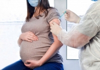 Mẹ bầu có nên tiêm phòng cúm không, tiêm ở tháng nào thì an toàn nhất cho thai nhi?