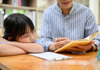 Thử giải bài Toán tiểu học của con, ông bố “điếng người” khi vợ phán “đáp án sai bét”: Dân mạng vào cuộc cũng không ra nổi đáp án