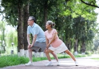 Năm 56 tuổi, tôi chợt phát hiện ra bí quyết để 'không bị bệnh nặng' không phải là tập thể dục, mà ở 4 điểm này