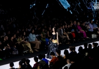 GUNO gây bất ngờ lớn khi bắt tay NTK Cao Minh Tiến trên sàn diễn AVIFW 2025