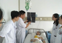 Cô gái vỡ thận vì sử dụng thứ nhiều người dùng để giảm đau nhức, mệt mỏi