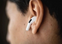 Cô gái 19 tuổi đeo tai nghe khi ngủ, hôm sau gặp cảnh tượng hãi hùng