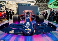 Xe đua tự lái có tốc độ 290 km/h đủ khiến những tay đua F1 nổi tiếng nhất phải thất nghiệp?