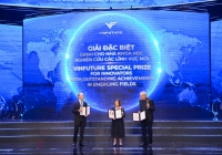 Nhà khoa học cho lĩnh vực mới tại VinFuture: 4 đại diện hàng đầu thế giới được vinh danh nhờ nghiên cứu chữa bệnh thiết thực 