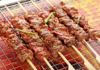 Ăn thường xuyên 5 loại thực phẩm nhiều người cực mê dễ 'kết sỏi' trong người