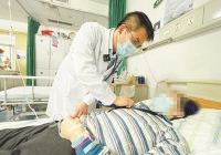 Tưởng da khô và ngứa do trời lạnh, người đàn ông gục ngã khi biết mắc ung thư sát Tết