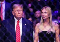 'Nữ thần' Ivanka Trump bất ngờ sánh vai ông Donald Trump sau thời gian dài, khung hình chung khoe trọn phong thái tài phiệt khiến nhiều người ngây ngất