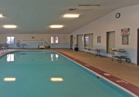 2 bé gái đuổi nước trong bể bơi không có nhân viên cứu hộ: Chị gái 11 tuổi qua đời thương tâm khi cố gắng cứu em 