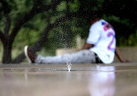 Nắng nóng đỉnh điểm gây sốc ở Mỹ: Nhiều người bị bỏng nặng vì ngã xuống đường, thậm chí tử vong