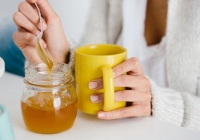 4 sai lầm tại hại khi ăn mật ong gây hại sức khỏe, nhiều người mắc mà không biết