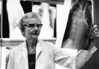 Helen Brooke Taussig: Người mẹ của trái tim trẻ thơ và cuộc cách mạng y học