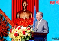 Quân đội nhân dân vững bước dưới cờ Đảng quang vinh