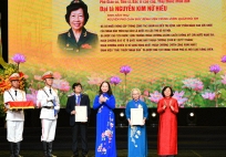 Vinh danh PGS.TS.TTND Nguyễn Kim Nữ Hiếu là Công dân Thủ đô Ưu tú năm 2025