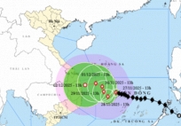 Tin bão số 15 mới nhất: Giật cấp 15, 'đi lòng vòng' trên biển và đảo hướng bất thường