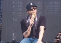 SOOBIN khóc nức nở vì bị fan quay lưng