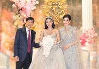 Tỷ phú Johnathan Hạnh Nguyễn có 2 “nàng tiên”, Tiên nào cũng đẹp!