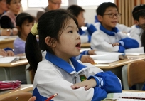 Giáo viên 25 năm nói thẳng: Không biết tiên tri nhưng nhìn cách phụ huynh đón con, tôi biết tương lai của đứa trẻ sướng hay khổ