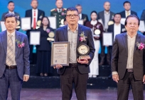 NMNPremium – Sản phẩm chăm sóc sức khỏe được vinh danh Top 10 Sản phẩm vàng uy tín chất lượng Việt Nam 2025