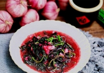 Loại rau trường thọ giàu sắt gấp 4 lần thịt bò, không bao giờ bị phun thuốc trừ sâu, chợ Việt bán rất rẻ