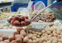 Ngày càng nhiều người tử vong vì biến chứng bệnh tiểu đường, bác sĩ cảnh báo: Không ngọt nhưng 4 món này thà không ăn còn hơn