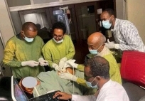 Châu Phi lập kỳ tích với ca truyền máu cứu sống thai nhi 21 tuần ngay trong bụng mẹ