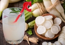 Nhật Bản phát sốt với 'sinh tố củ cải': Uống mỗi ngày, người phụ nữ giảm 6kg sau 4 tháng, cơ thể trẻ ra 15 tuổi