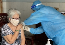 Người khỏi bệnh COVID-19 có nên tiêm vaccine? 