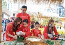 Hội hoa xuân Novaland Gallery: Điểm đến vui chơi, ăn uống 'tất cả trong một' tết Nhâm Dần