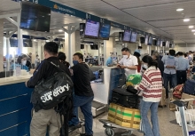'Cháy vé' chuyến bay đến các khu du lịch dịp lễ 30/4 và 1/5