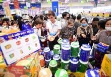 Siêu thị giảm giá sâu dịp Tết Dương lịch 2024