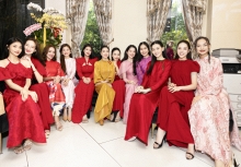 Dàn Hoa hậu - Á hậu diện áo dài đọ sắc bất phân thắng bại đầu năm mới, Tiểu Vy - Phương Nhi vắng mặt gây tò mò