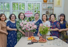 Hội Nữ trí thức Việt Nam tới thăm Tạp chí Phụ nữ Mới và chúc mừng ngày 21/6