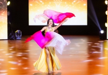 Miss Talent Vietnam 2024, Tân Lê: Giám khảo, Vũ công Belly Dancer truyền lửa và tỏa sáng tại Miss Earth Peace Business 2025