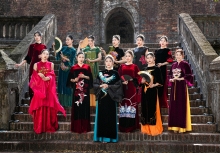 Nơi áo dài trở thành câu chuyện của người phụ nữ Việt hôm nay