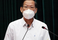 Chủ tịch TPHCM: Có thông tin thành phố sẽ đón thêm ít nhất một làn sóng dịch COVID-19