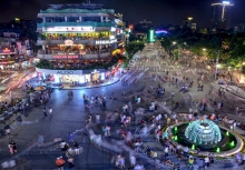 Quận Hoàn Kiếm kiến nghị 'cắt bớt' 5K khi người dân tham gia vui chơi tại phố đi bộ Hồ Gươm