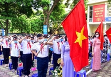 Miền Bắc nắng đẹp ngày khai giảng
