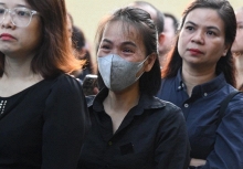 Nhân dân thôn Lại Đà xúc động khi đến viếng Tổng Bí thư Nguyễn Phú Trọng tại quê nhà.