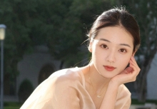 Phụ nữ có 4 nét tướng này, càng qua năm tháng, chồng càng thương yêu, gia đình càng thịnh vượng!