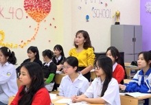 Những người thắp lửa trong các giờ học lịch sử