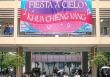 Học sinh trường THPT Chuyên Đại học Sư phạm thử thách trí tuệ tại “Khua Chiêng Vàng”