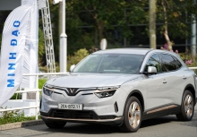 SUV tầm giá 1 tỷ đồng: Ưu thế vượt trội gọi tên VinFast VF 8